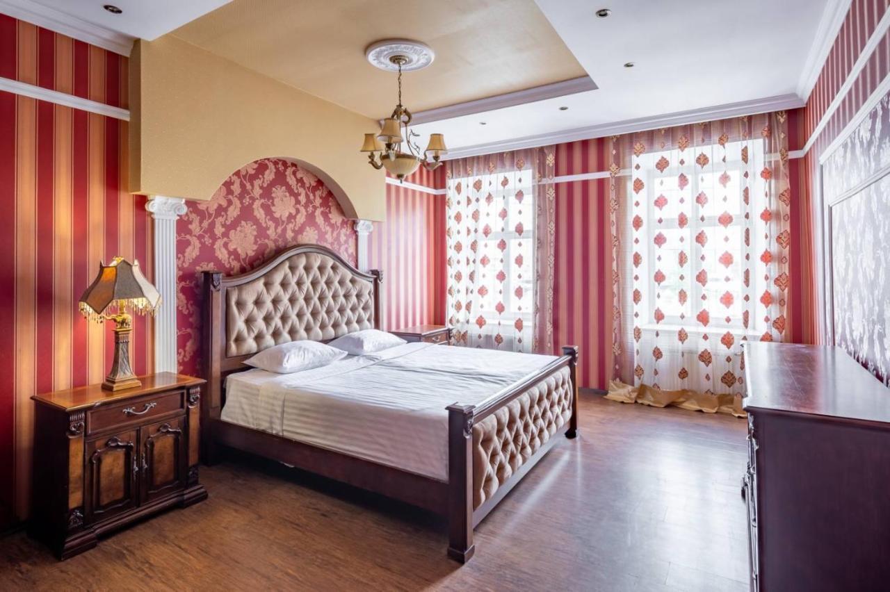 Romari Проспект Свободи 39 Lviv Exterior photo